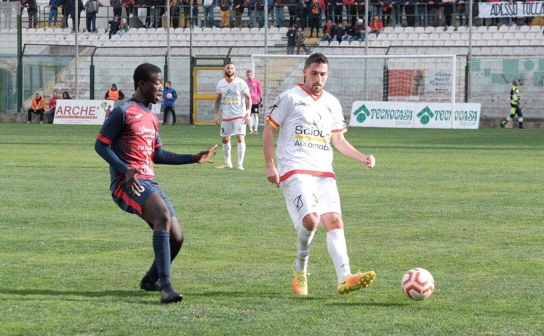 Umiliazione senza fine. Messina sconfitto 1-0 dal Marina di Ragusa
