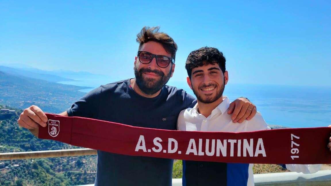 1^-Andrea Collura con il suo amaranto: accordo con l'Aluntina