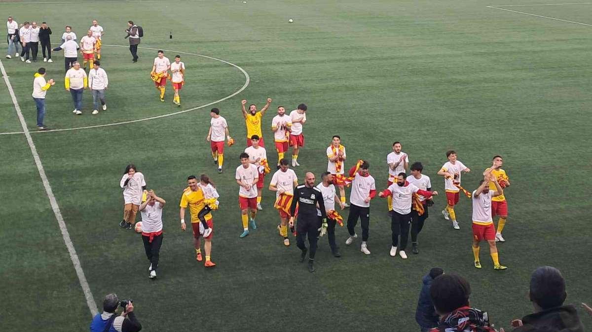 Messana "invincibile": i giallorossi festeggiano il ritorno in Eccellenza
