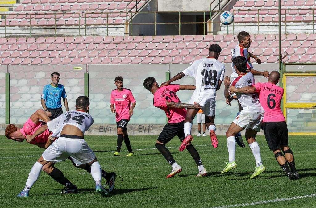 Messina, seduta al Marullo senza Saverino: domani test con la Jonica