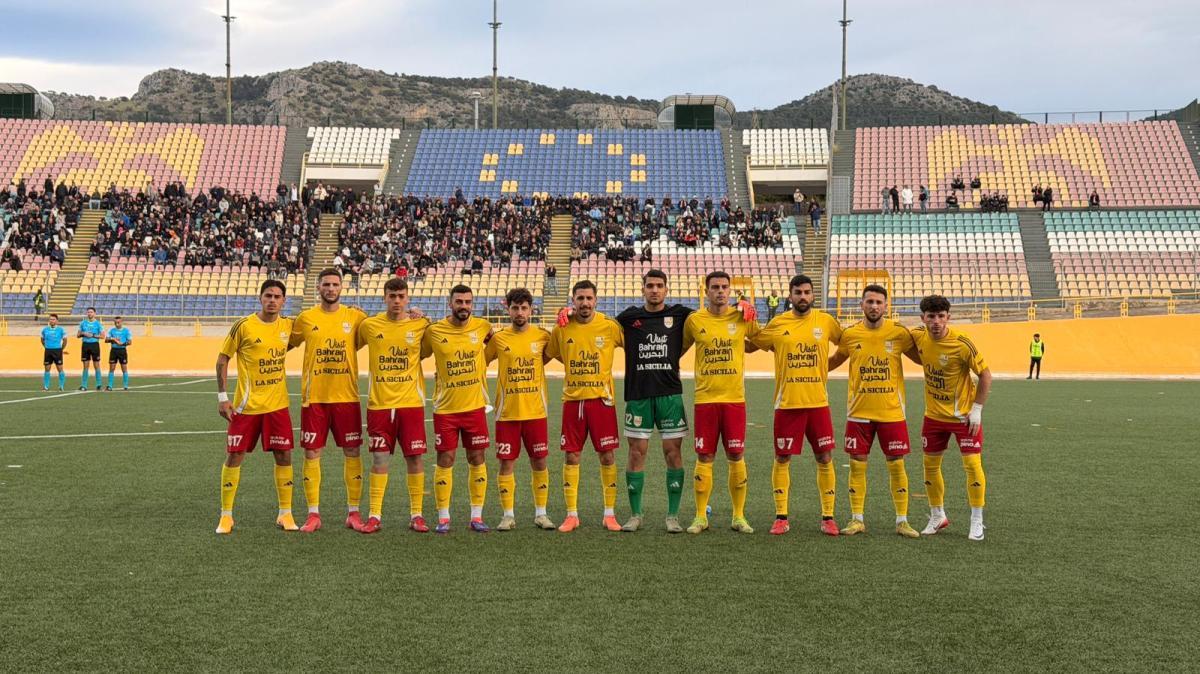 Messina, il comunicato FIGC sui 20 calciatori: cosa significa davvero