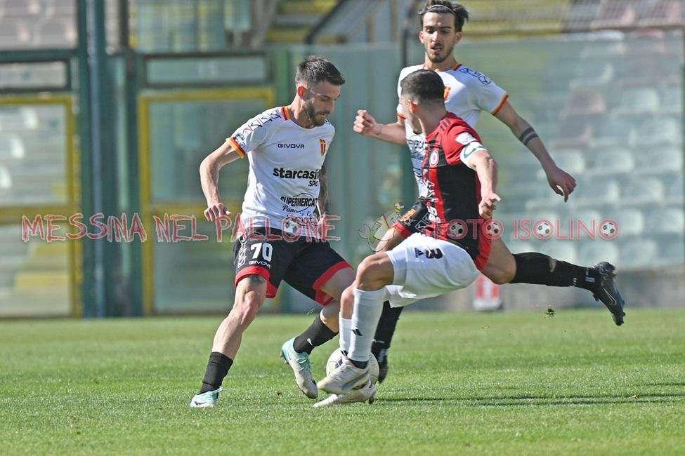 Messina, Rosafio: "Troppi errori col Foggia, devo tornare al gol" 