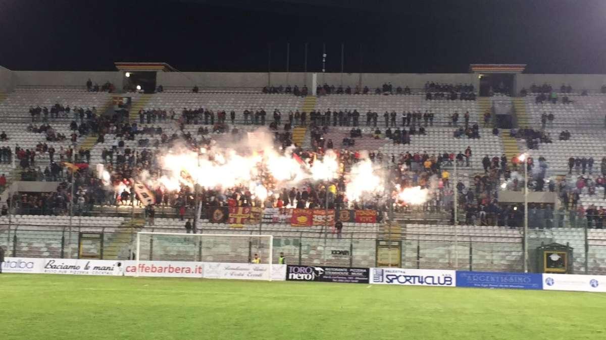 Si sciolgono i Lions. Da Vent'anni punto fermo della Sud