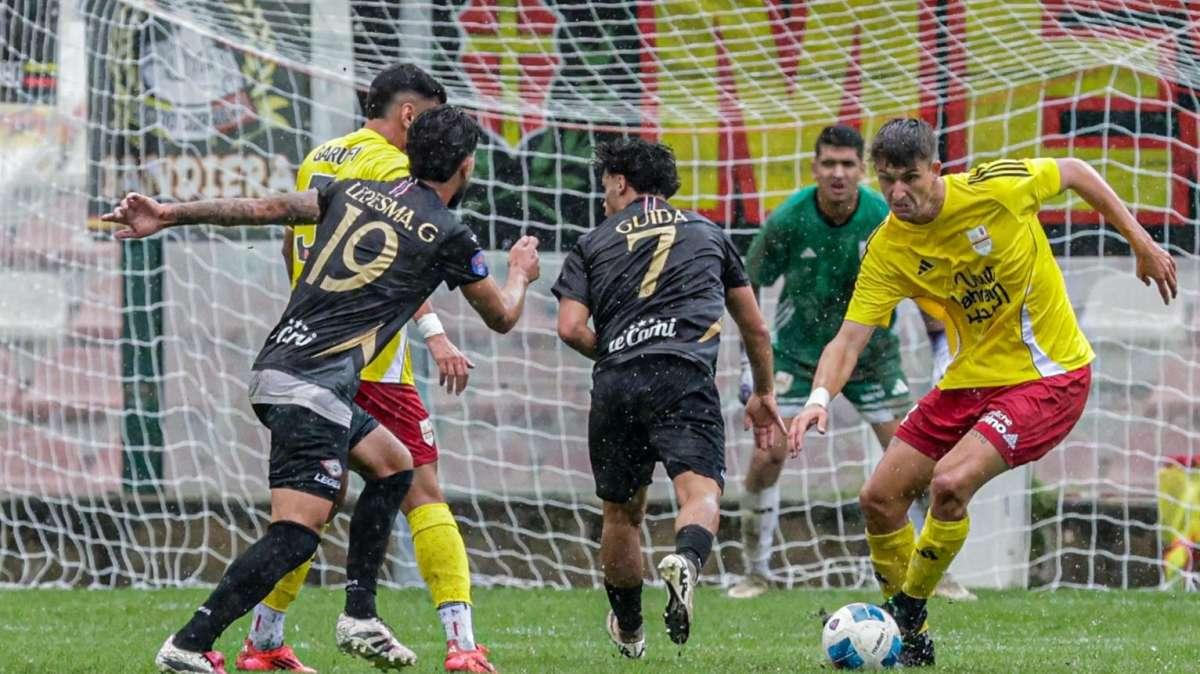 Messina-Savoia, si può perdere, ma l'allarme suona fuori dal campo