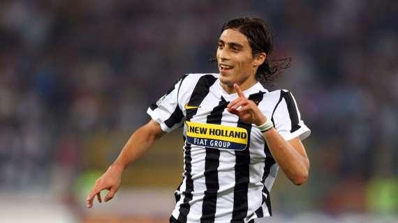 Caceres se parte Oddo