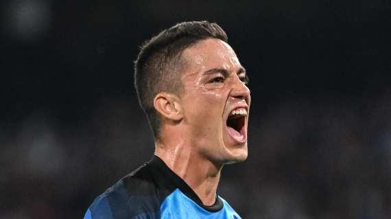 Napoli: personalizzato in campo per Raspadori e in palestra per Demme