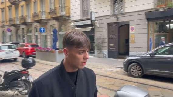 VIDEO MN - Daniel Maldini all’uscita da casa di Adriano Galliani dopo la firma con il Monza