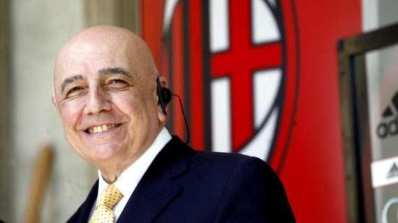 Caccia al centrocampista: Milan aiutato da Kakà...e Modric