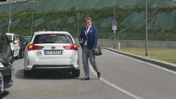 FOTO MN - Arrivato a Casa Milan l'agente di Borini