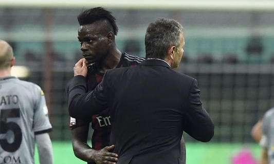Ennesima chance per Balotelli: l'attaccante rossonero favorito su Luiz Adriano nonostante una foto 'incriminata'