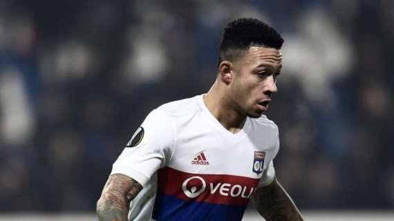 Milan, Mirabelli a caccia di un esterno di spessore: Depay in pole, ma ci sono anche Reus e Bailey