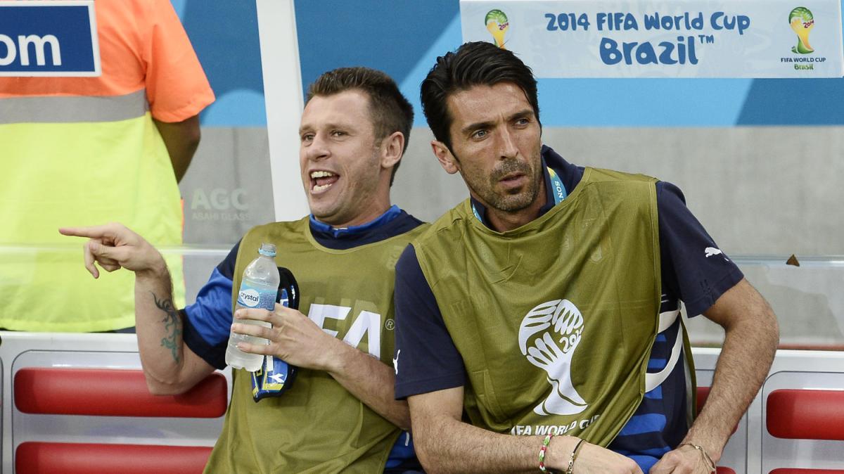 Buffon risponde a Cassano: "Tu hai una stima limitata in Allegri, ma penso che in questo momento non ci fosse tecnico migliore per il Milan"