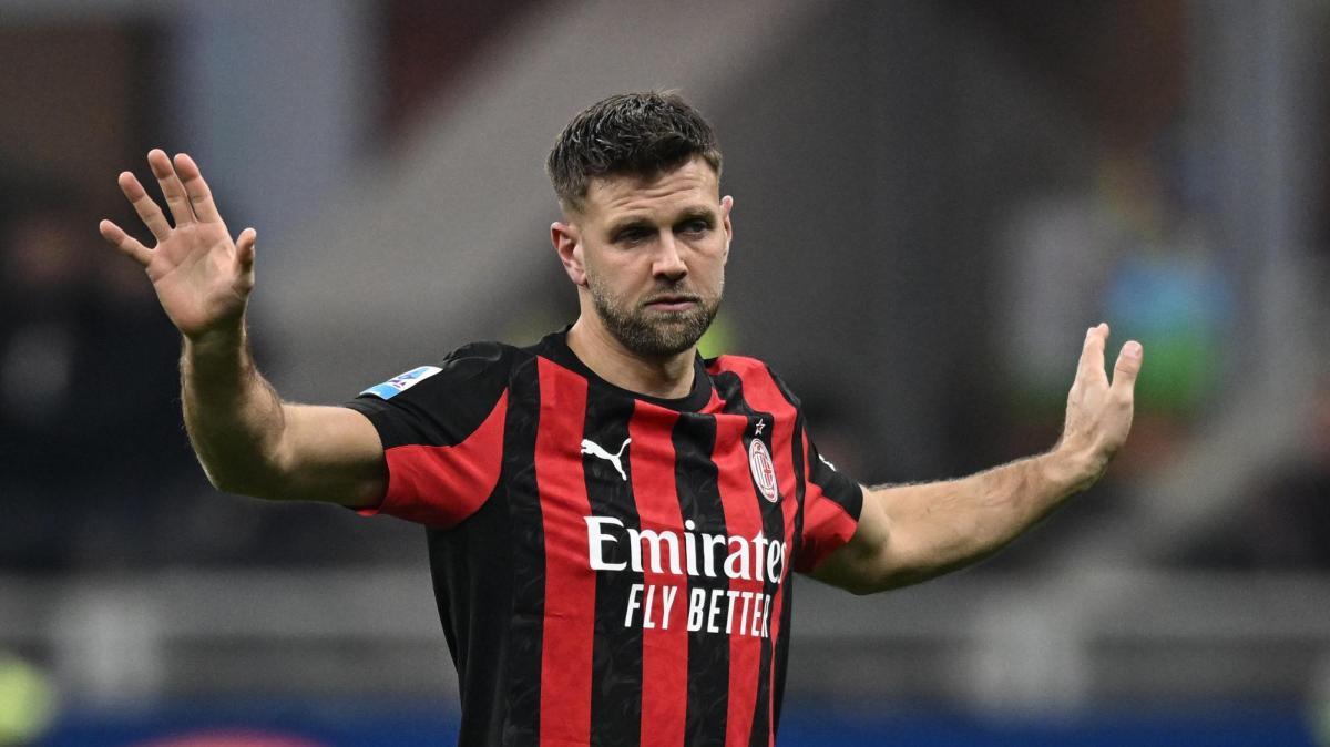 Fullkrug non ha paura della maglia numero 9 del Milan: "Felice di indossarla"