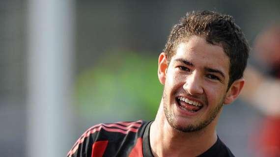 Comunicato Ufficiale A.C. Milan : "Pato incedibile"