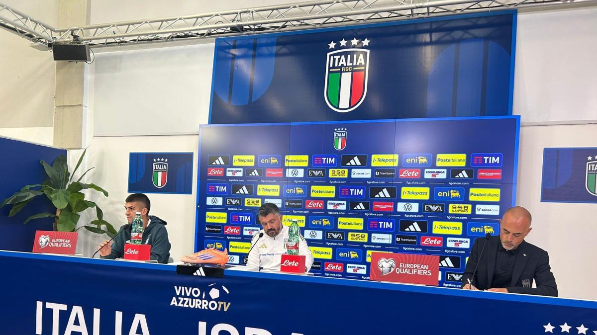 Italia, Gattuso: "Gravina, che è scaramantico, ci ha mandato a quel paese sul discorso playoff"