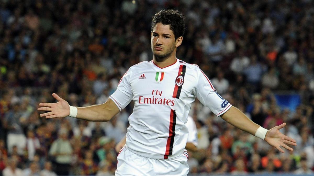 Pato: "Grazie per le proposte ma io resto al Milan"