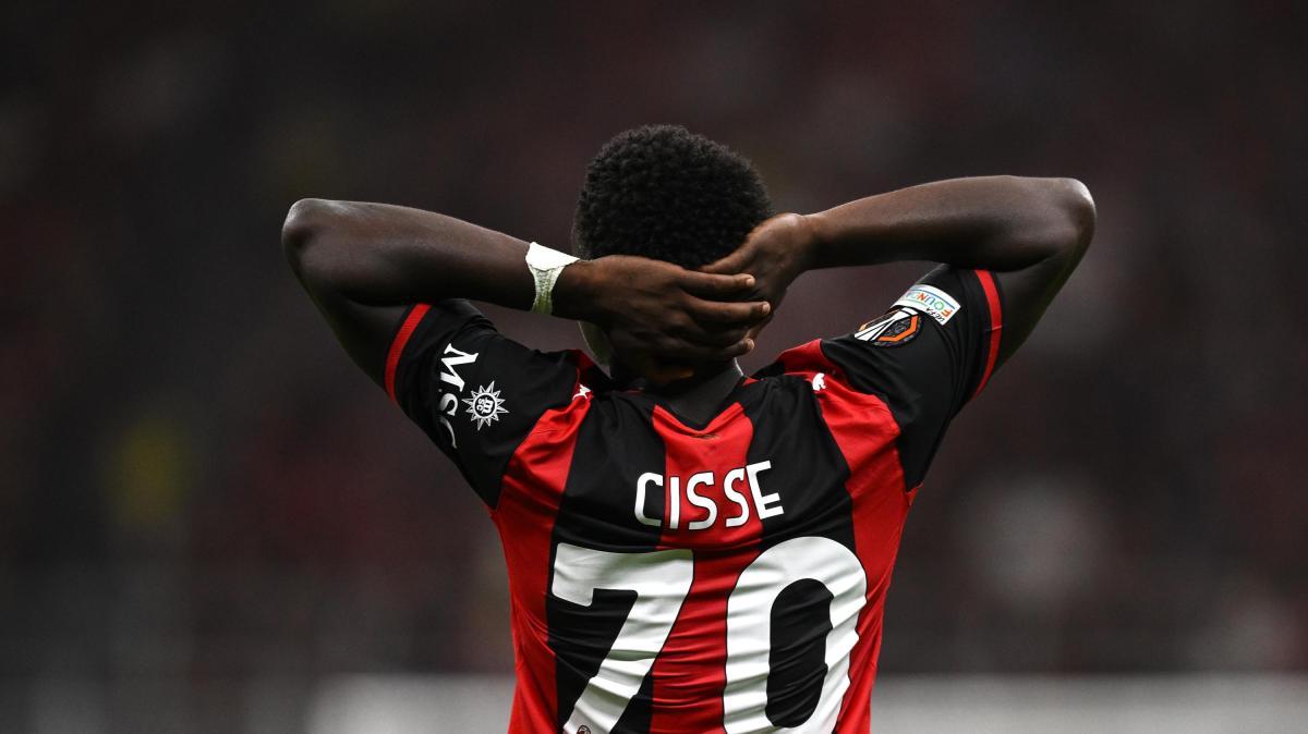 MIL-BEN (0-2): altra doppia sostituzione nel Milan, dentro Saelemaekers e Moreira