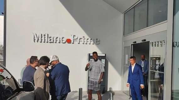 VIDEO MN - Milan, Origi atterrato all'aeroporto di Malpensa: le immagini