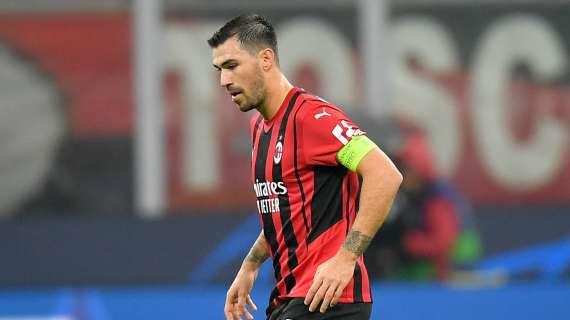 Gazzetta - Rinnovo Romagnoli: incontro positivo Milan-Raiola, il difensore disposto a dimezzarsi l'ingaggio