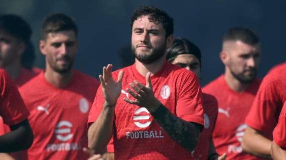 Milan, la partenza per Bologna: il video dei rossoneri a poche ore dal debutto