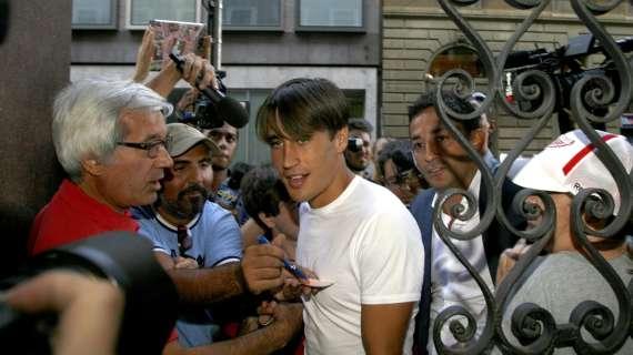 Bojan in via Turati, l'ovazione dei tifosi presenti