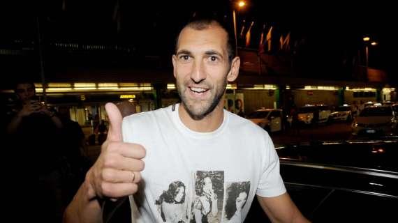 Diego Lopez e Armero, domani i test di Milan Lab a Milanello