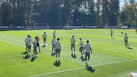 VIDEO MN - Verso Milan-Dinamo Zagabria: l'inizio della rifinitura a Milanello
