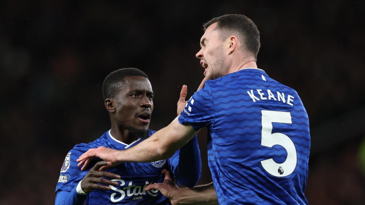 Everton, follia di Gueye: viene espulso per uno schiaffo al proprio compagno di squadra