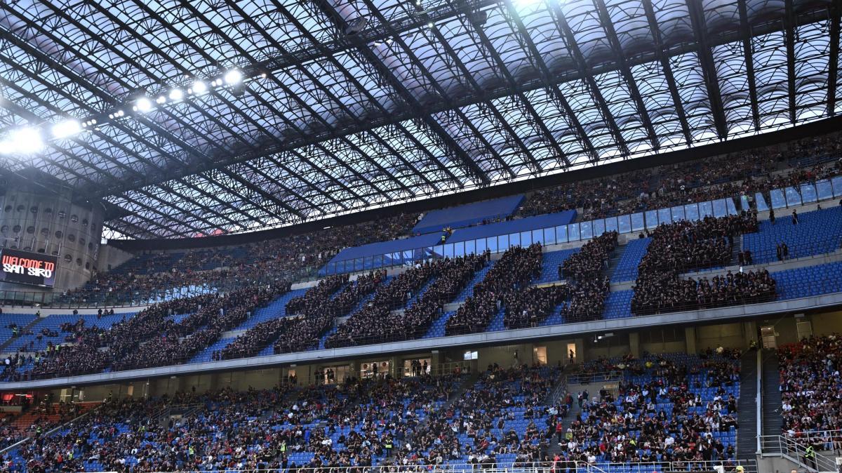 La Curva Sud chiama a raccolta i tifosi: “Modello della società vomitevole, sarà una lunga estate e tutti i milanisti devono essere pronti”