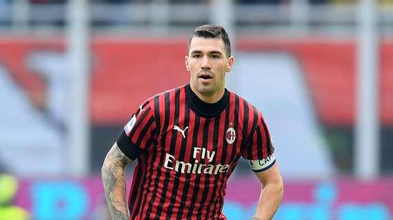 Tuttosport - Milan, Romagnoli di nuovo al centro della difesa: con Kjaer torna il muro rossonero