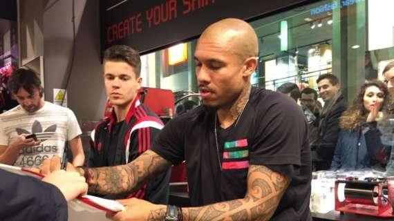 Milan, nuovo tentativo per il rinnovo di De Jong. I rossoneri vorrebbero tenere anche Van Ginkel