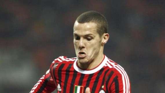 Mesbah lotta per il Milan, ma un nuovo terzino potrebbe arrivare