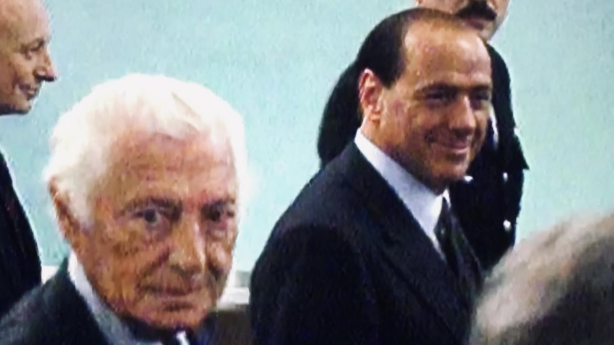 Ronaldo su Berlusconi: "Veniva nello spogliatoio per dirci come tirare gli angoli"