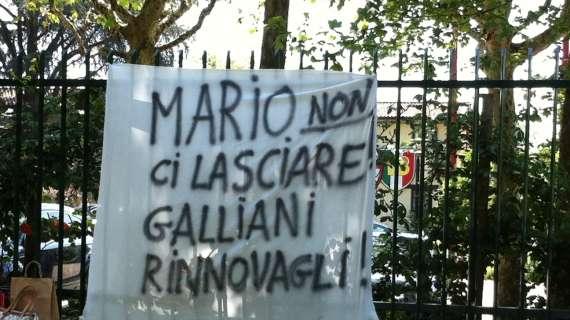 FOTO MN - Milanello, striscione a favore del rinnovo di Yepes