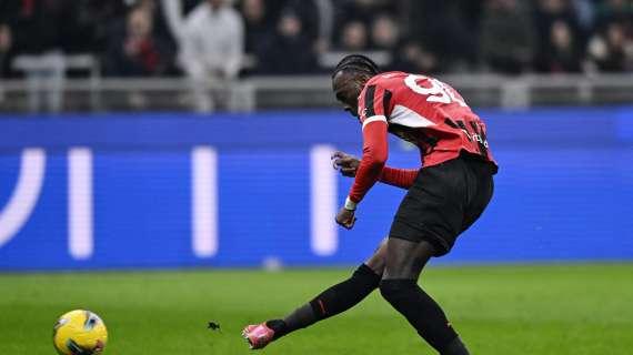 Abraham in vantaggio su Gimenez per la sfida con il Napoli