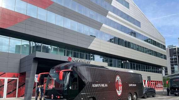 MN - Milan, il pullman è in viaggio verso Casa Milan