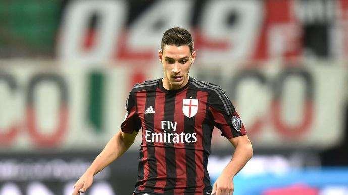 De Sciglio a MC: “C’è un clima più sereno, il cambio di modulo ci ha aiutato molto. Atalanta? Dobbiamo ripetere la gara di domenica contro la Lazio”