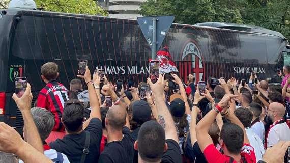 VIDEO MN - Milan-D.Zagabria: la squadra rossonera è arrivata a San Siro