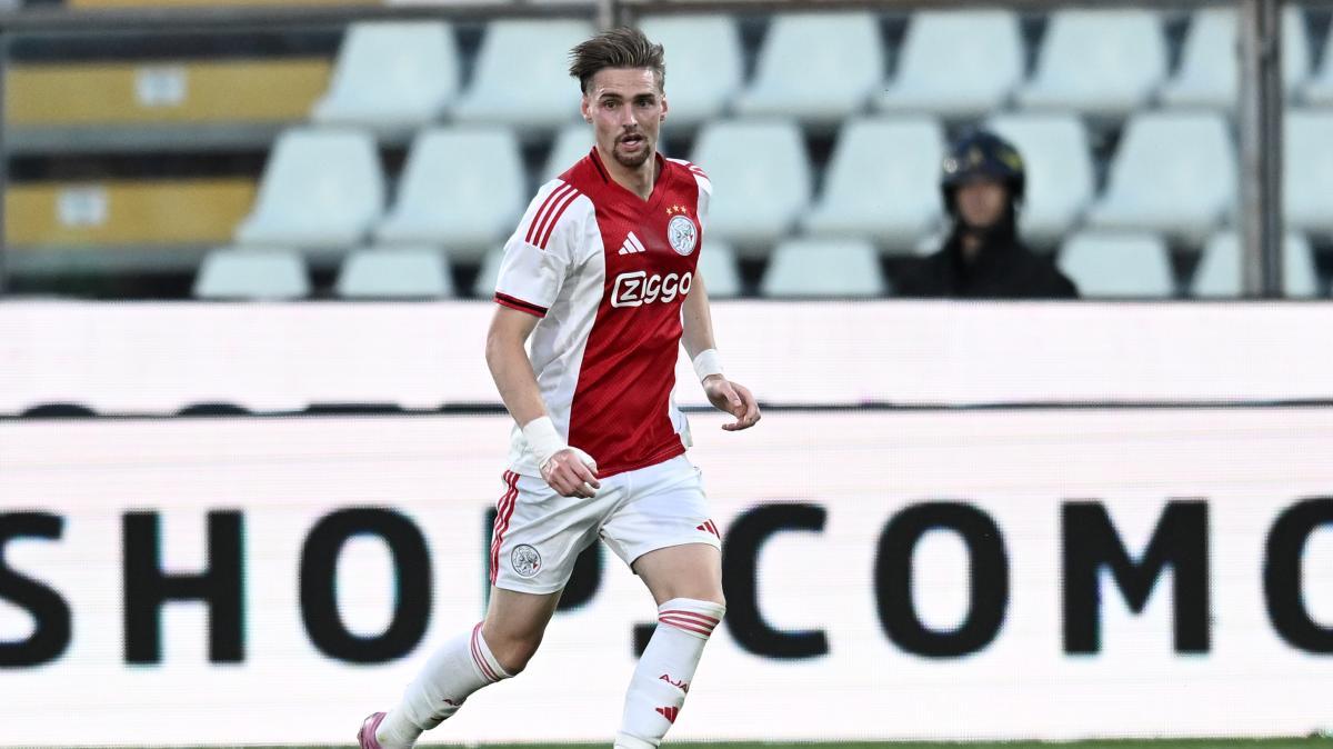 Visite mediche con la Lazio per il sostituto di Guendouzi. Arriva dall'Ajax