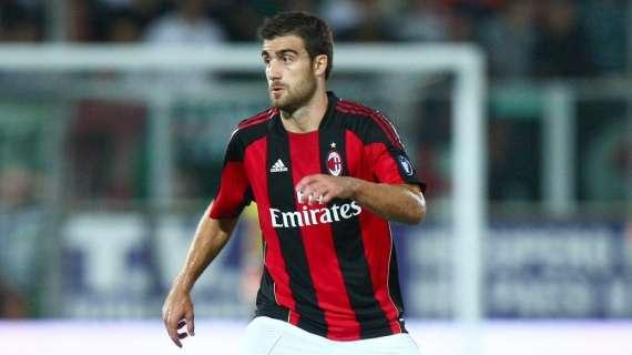 Il Napoli cerca Sokratis, ma il Milan non lo cede