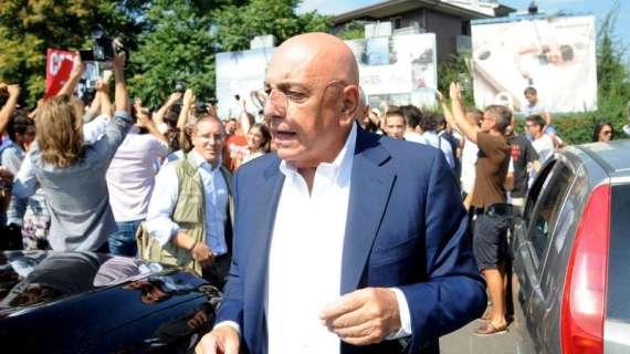 Galliani: "Vado a cena con Pirlo". Poi aggiusta il tiro...