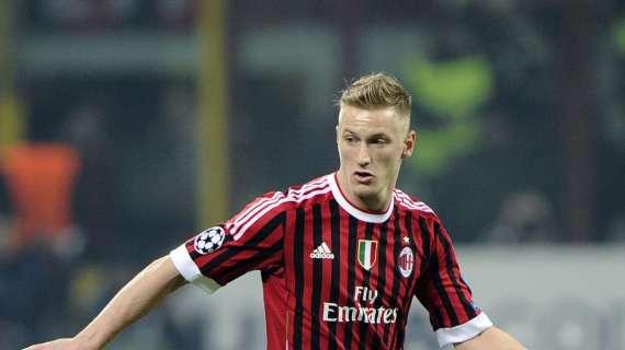 Milanello, allunghi e stretching per Abate