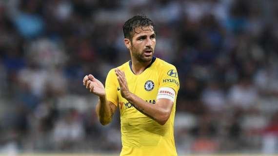 Tuttosport - Milan, occasione Fabregas: il Chelsea vuole 8 milioni, i rossoneri ne offrono la metà