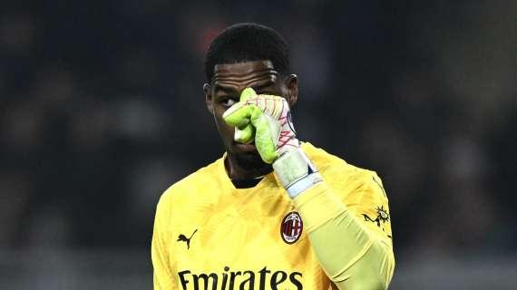 Altra sconfitta a Roma e altro verdetto vergognoso: il Milan, col 3-1 dell'Olimpico, è fuori da tutto