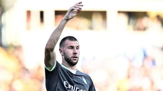 Situazione Pavlović, gli agenti del serbo a Milano. Su di lui diversi club ma al momento il Milan non apre al prestito del giocatore