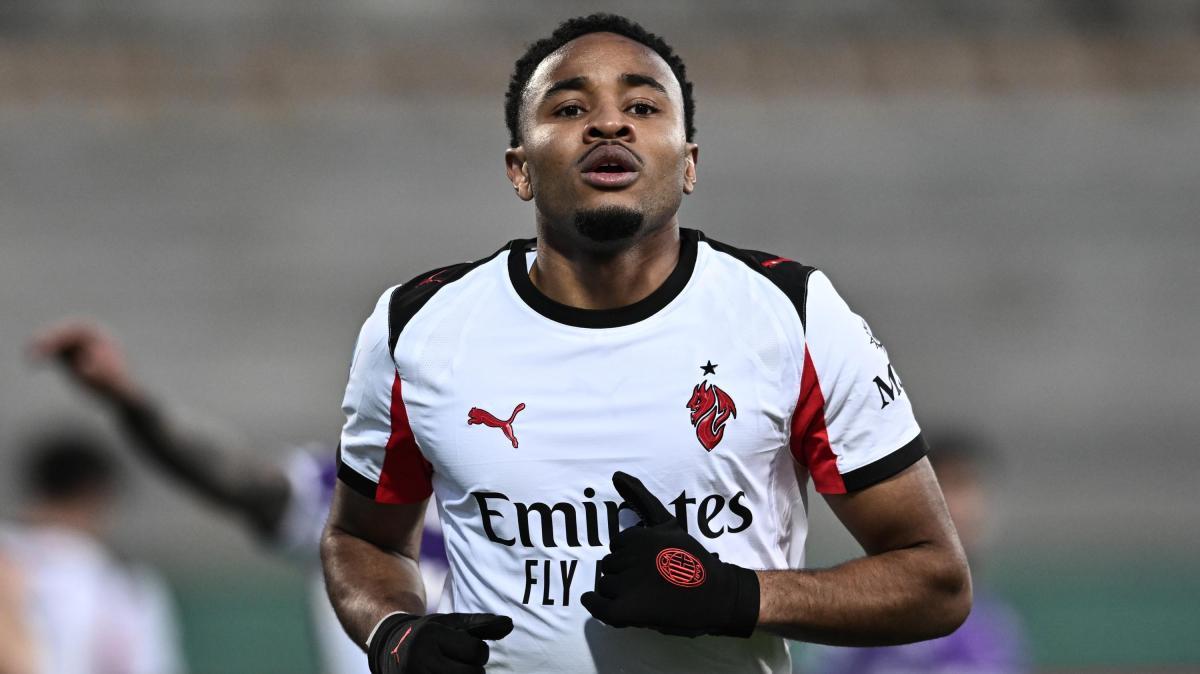 Pellegatti: "Gli attaccanti cambiano e non ce n'è uno che raggiunga la sufficienza. Milan contenitore vuoto"