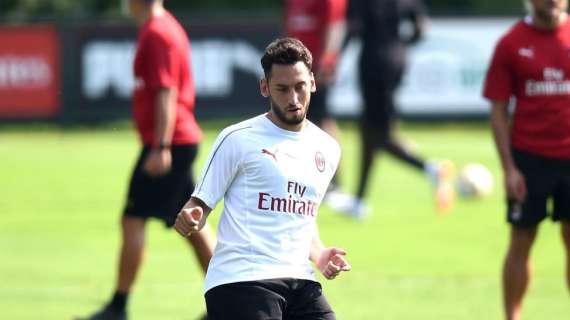 Da Milanello a San Siro, Calhanoglu e Higuain cercano l’intesa in campo: i due hanno legato molto