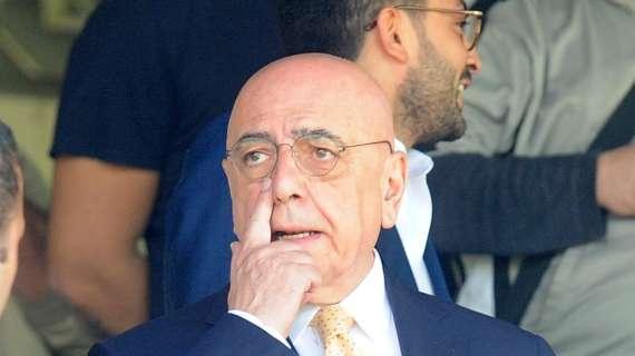 Galliani: "Il mercato? C'è tempo fino al 1° settembre. Ad ogni uscita corrisponderà un'entrata"