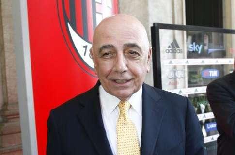 Sahin, l'agente ha incontrato Galliani in sede