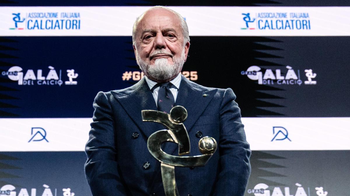 Napoli, De Laurentiis: "Il Maradona va ripensato da zero. Come posso competere con Milan e Inter senza uno stadio da 70 mila posti?"